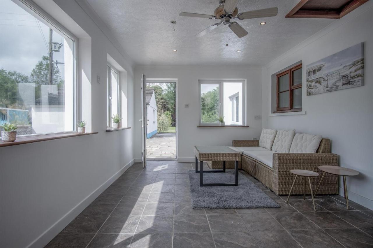 Tucking Mill - 3 Bedroom Holiday Home - Stepaside Stepaside  Εξωτερικό φωτογραφία