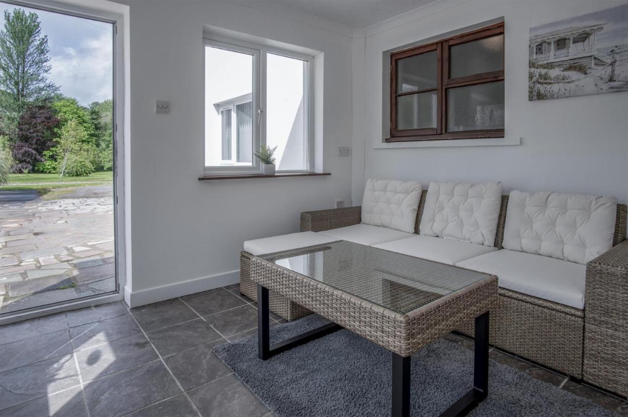 Tucking Mill - 3 Bedroom Holiday Home - Stepaside Stepaside  Εξωτερικό φωτογραφία